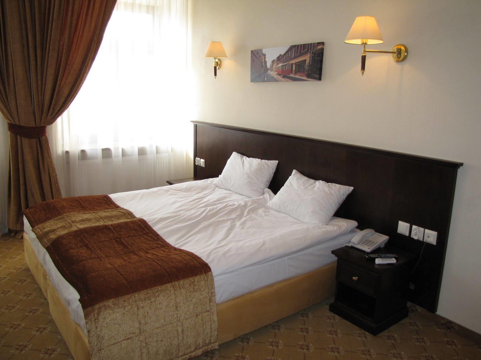 Rezydencja Cleopatra Bed & Breakfast Lublin Exterior photo
