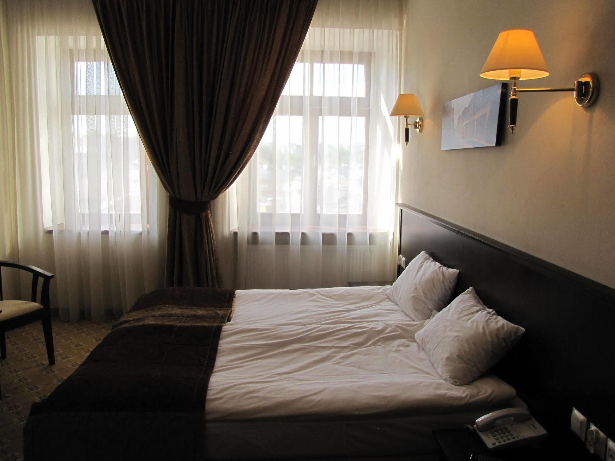 Rezydencja Cleopatra Bed & Breakfast Lublin Exterior photo